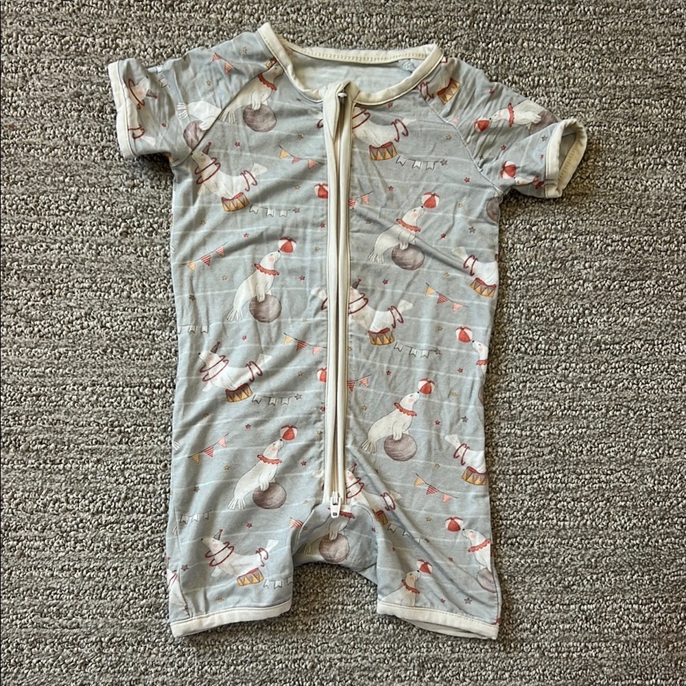 Seals & balls shortie